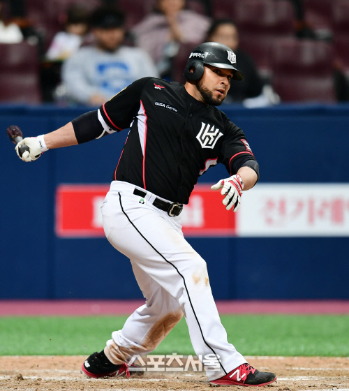 파일:조니 모넬.jpg