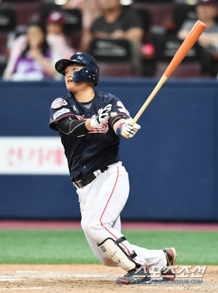 파일:롯데 안중열.jpg