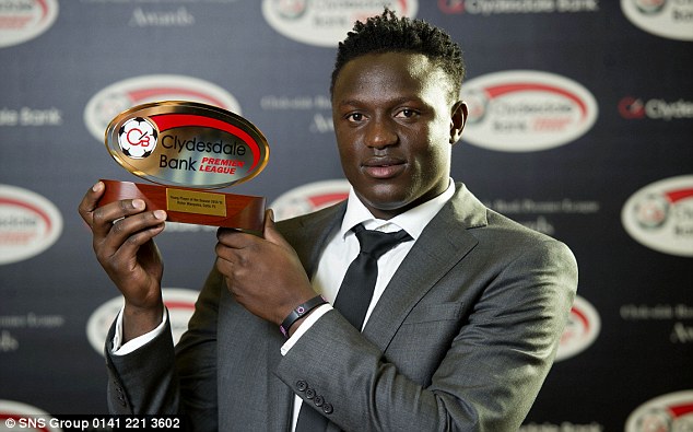 파일:Article-2324620-19C5BF4C000005DC-302 634x395.jpg