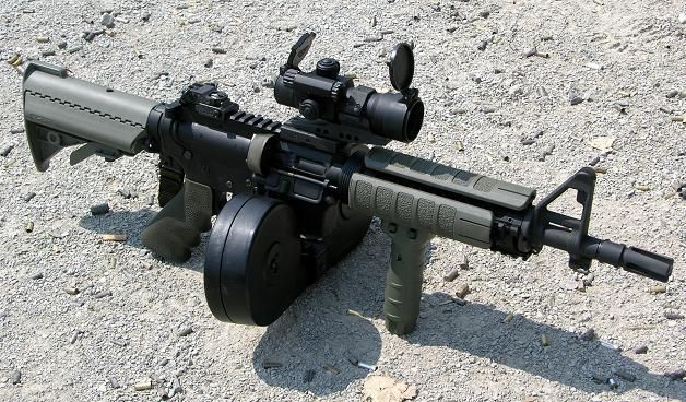 파일:C-Mag AR-15.jpg