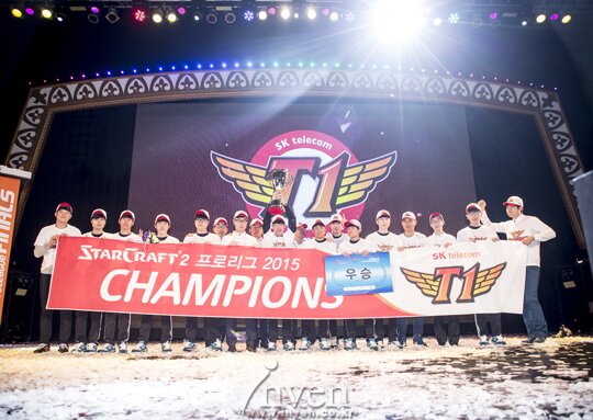 파일:T1 프로리그 2015 우승.jpg