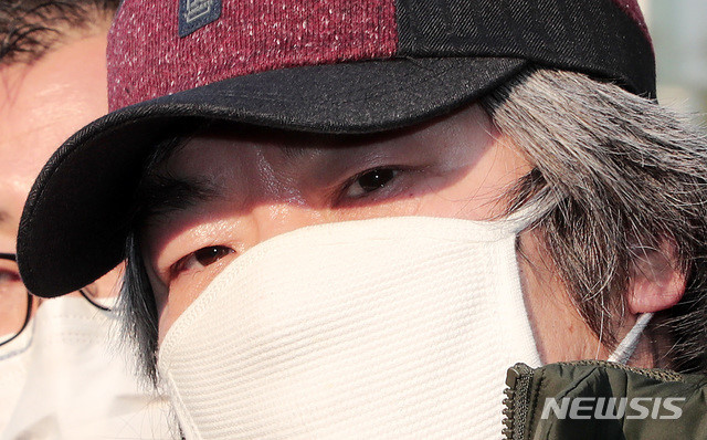 파일:조두순 출소.jpg