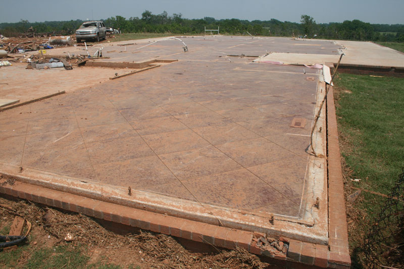 파일:토네이도 F5피해.jpg