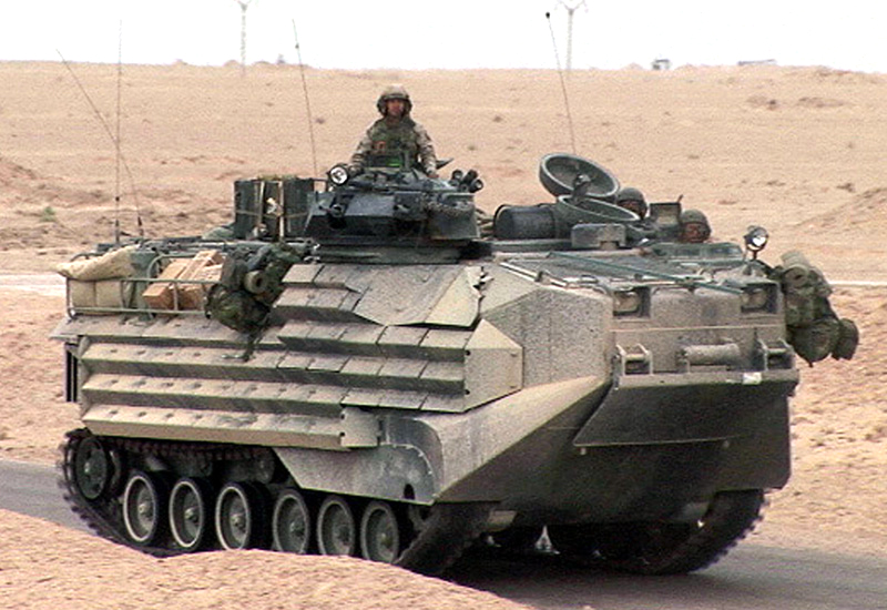 파일:AAV-7A.jpg