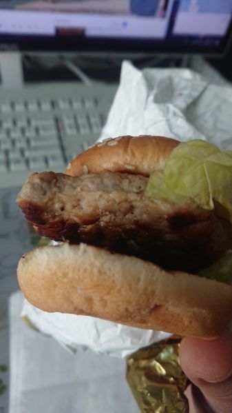 파일:행운버거 실태2.jpeg