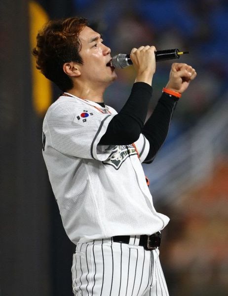 파일:조지훈 응원단장.jpg