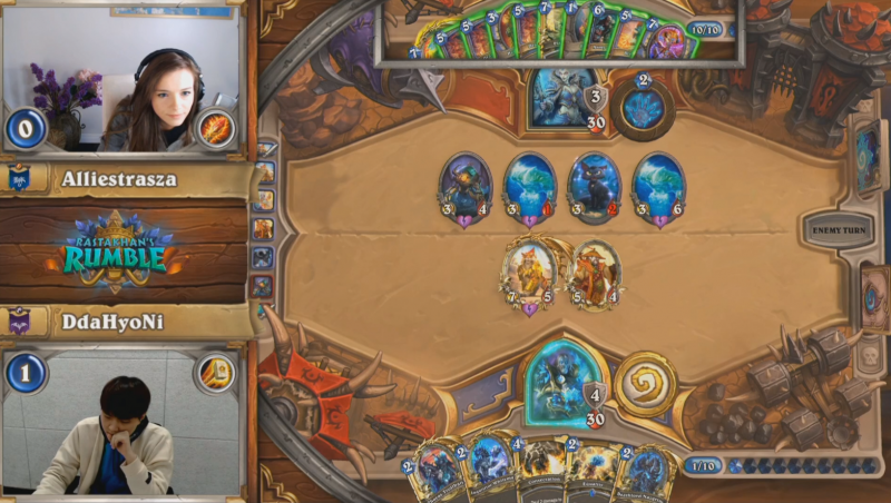 파일:엑조디아 기사.png