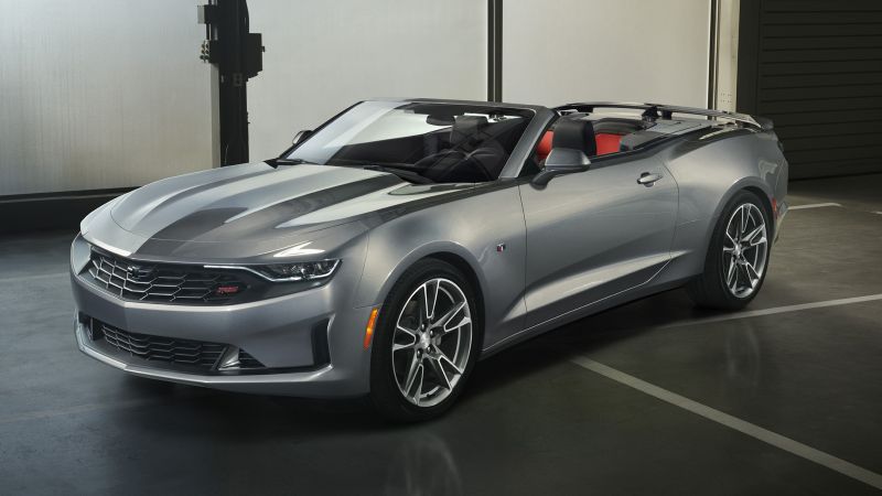 파일:6세대 카마로 컨버터블 페리.jpeg