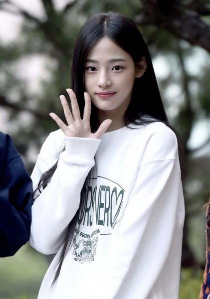 파일:뉴진스 민지.jpeg