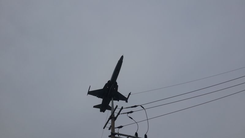 파일:수원 공군기지 f5 2016-04-10 06-43.jpg