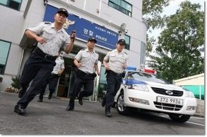 잡는다 요놈.jpg