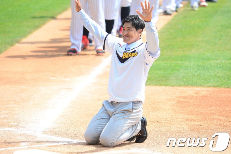 파일:비갈의 은퇴.jpg