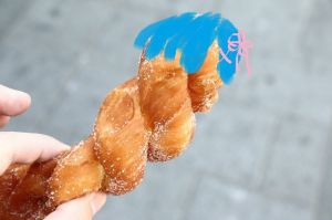 꽈배기 겁나 맛나네