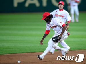 고메즈 실책.jpg