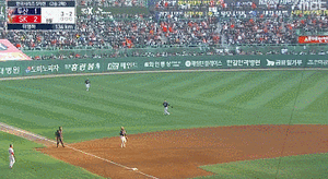1541838647.gif