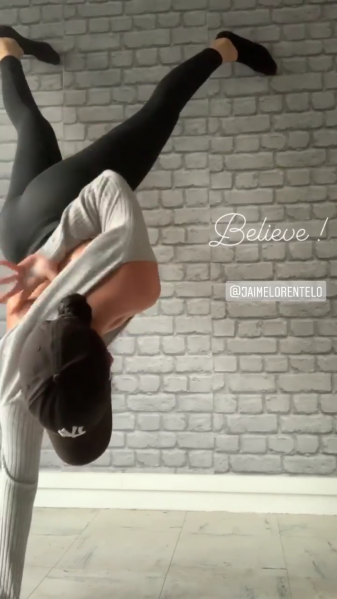 파일:셀리나 개인기3.png