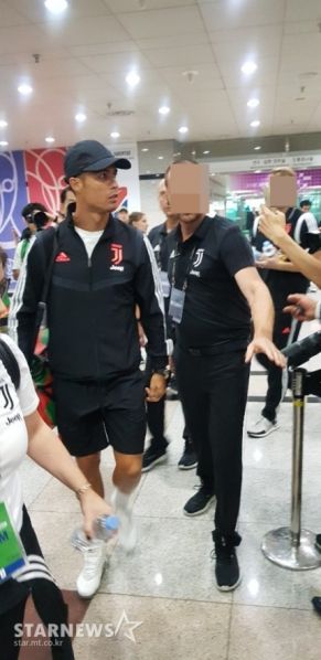 파일:크리스티아좆 날강두.jpeg