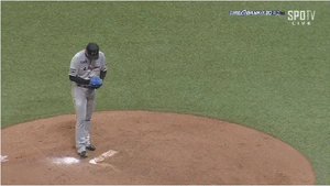 배영수 넥센전 로진 1.gif