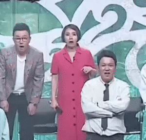 지배당한 신봉선.gif