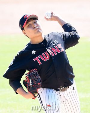 투수판 좆진호.jpg