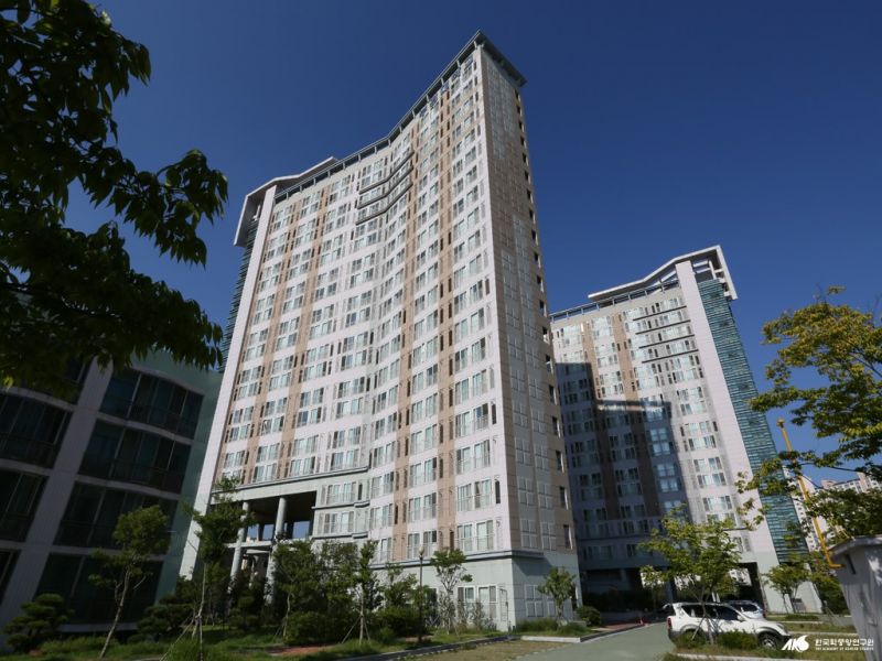 파일:부경대 세종1관.jpg