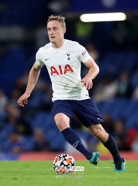 파일:올리버 스킵.jpg