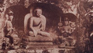 문화대혁명 보석산조각 파괴전.jpg