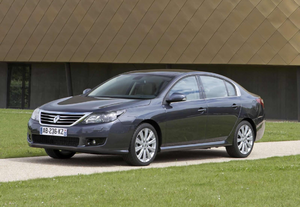 르노 래티튜드.png