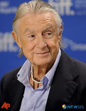 조엘 슈마허.jpg