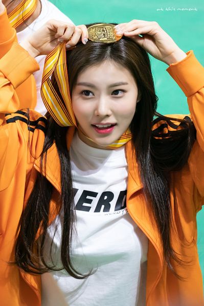 파일:금메달 혜원.jpg