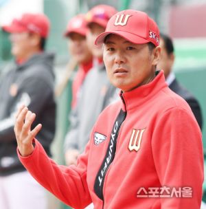 김원형 감독.jpg