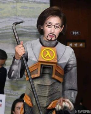 고든 프리맨을 코스프레한 나경원.jpeg