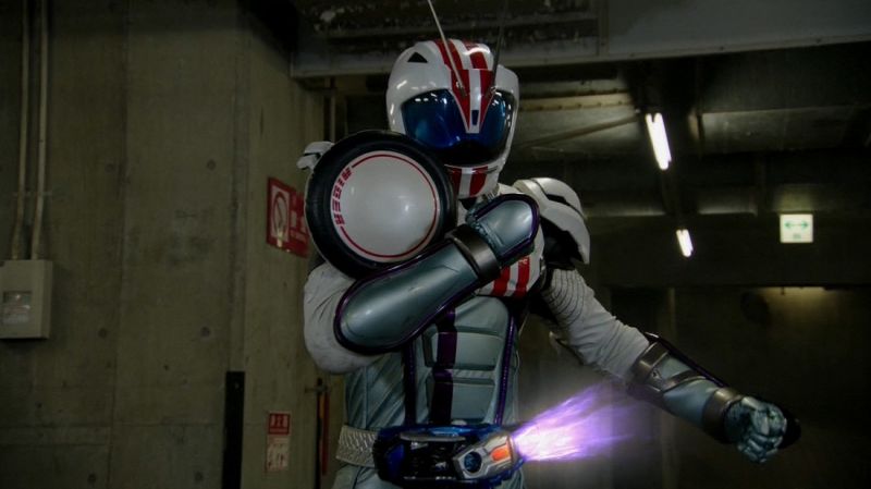 파일:가면라이더 체이서 마하.jpg