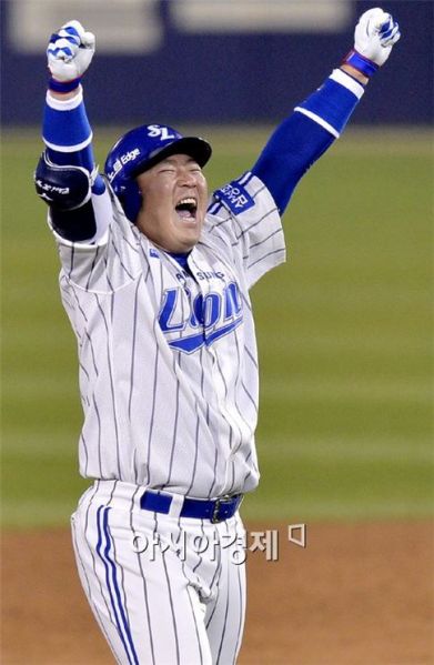 파일:최형우 끝내기.jpeg