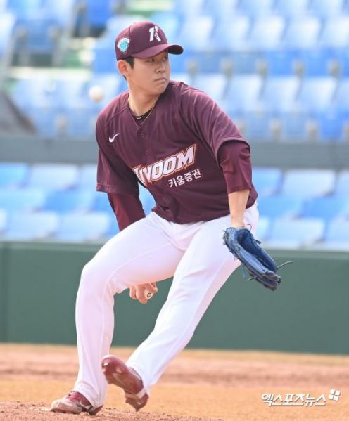 파일:키움 이명종.jpg