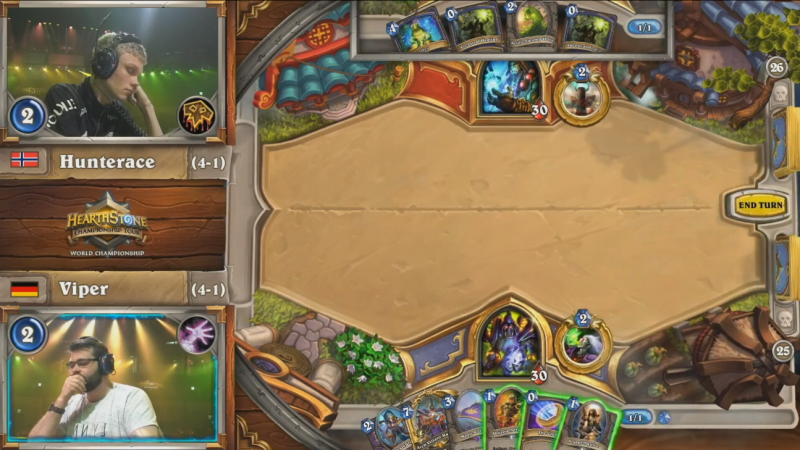 파일:라팜 들고간 바이퍼1.png