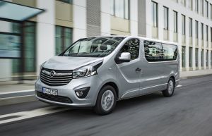 오펠 비바로.jpg