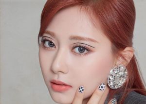 트와이스 쯔위(I CAN'T STOP ME).jpg