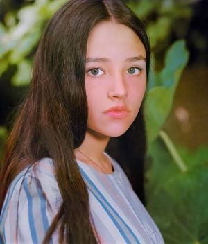 Olivia Hussey.jpg