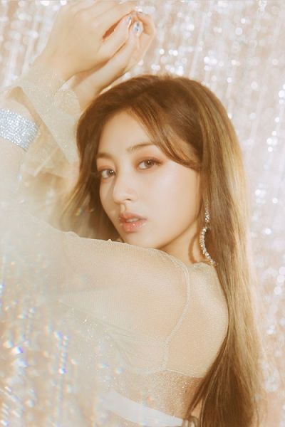 파일:트와이스 지효(Feel Special).jpg