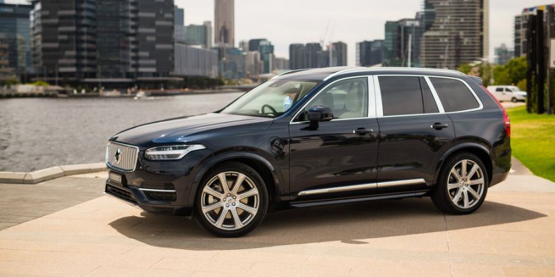 파일:볼보 XC90.jpg