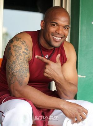 Htm 2011062011302660006100-001.JPG