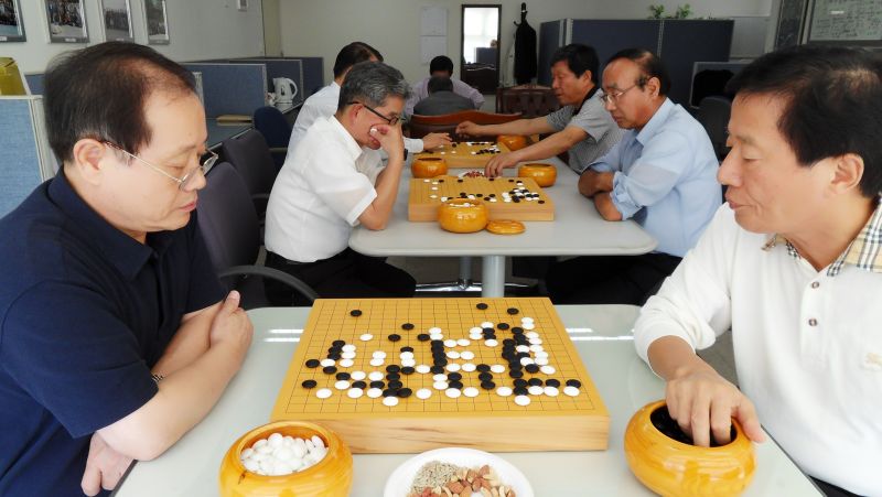 파일:Baduk-go.JPG