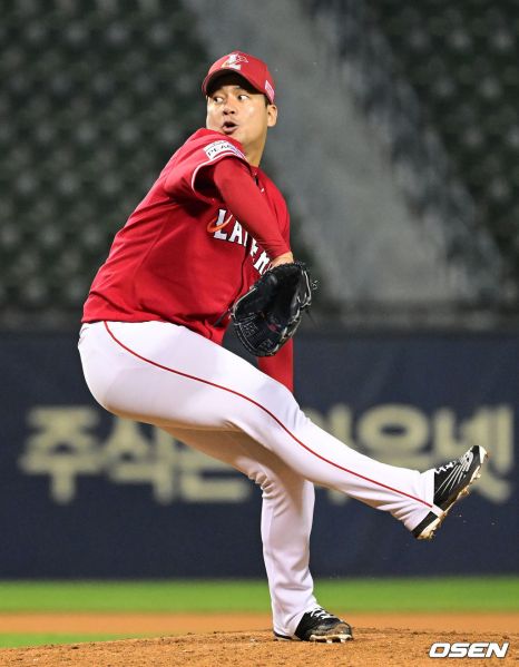 파일:임준섭 SSG.jpg