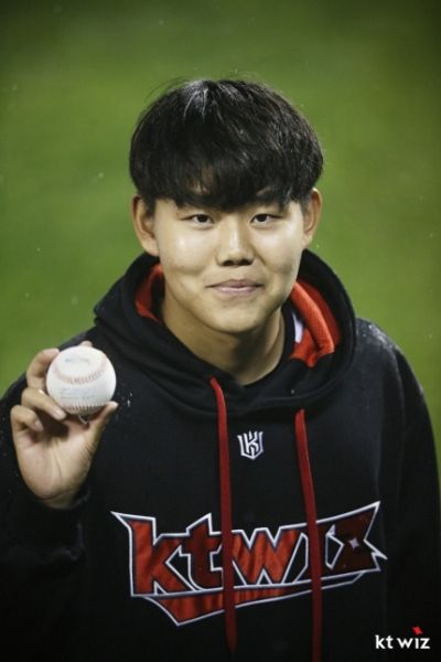 파일:소형준 첫승.jpeg