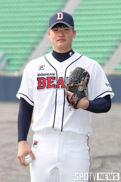 파일:지윤 01.jpg