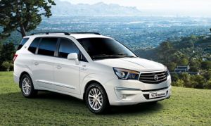 코란도 투리스모.jpg