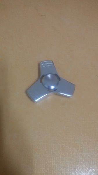 파일:피젯스피너 2017-04-29 18-28.jpg