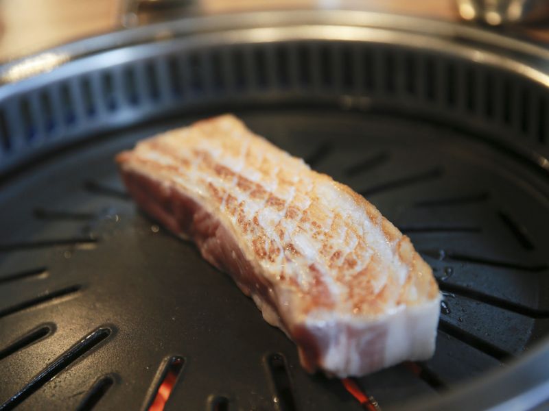 파일:맛있게 익은 삼겹살.jpg