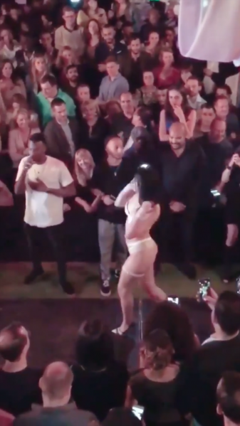 파일:셀리나 빅토리아1.png